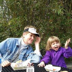 Kris & Sarah at the zoo