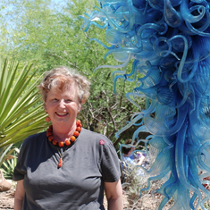 Hilary at the Chihuly Desert Exhibit, 04-2009