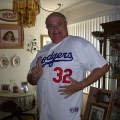 Howard wearing the Dodgers shirt