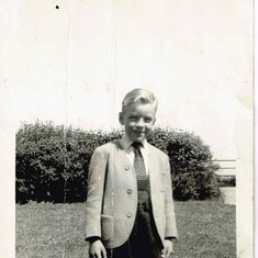 Ian as a young boy (1945)