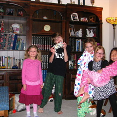 cousins kyla, mccoy, rylie, imogin and lily
