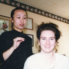 1996_Helping bride Katrina in Troy
