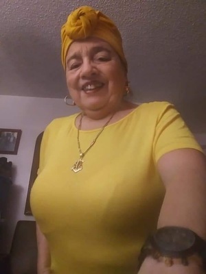 Iris Cruz