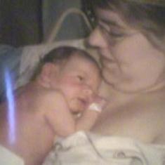 Isaac 6hrs old & Mommy. 10/11/2006