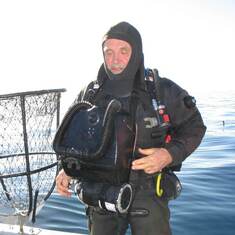 Jack suited up for a sea otter capture dive, December 2006