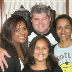 T-Day '09 - Alexis, Chip, Charissa, Danielle
