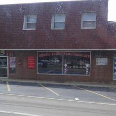 Picture posted by Reeghan Regelbrugge of Grandma and Grandpa's old Venetian Pizzeria in South Elgin, Illinois.