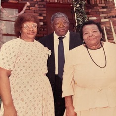 Fraternal Grandparents and Great Grandmother