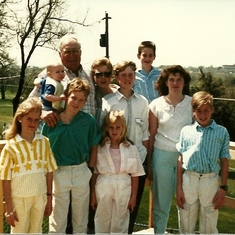 1988-Grandpa & Grandkids-Adam-Grandpa-Ryan-Keith-Scott-Jenny-Jill-Jeff-Holly-Greg