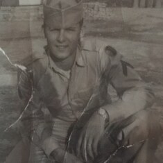 Army - we all love this picture of Dad