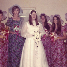 Brides Maids: Becky Hanson, Scarlett Leach, Linda Kearns, Kerry Wallace & Robbie Gibson.