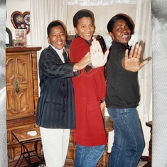 Stop! In the name of Love!  Janet the middle girl with her lil sister Deb and her big sis, my Joyce