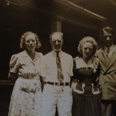 Cora (sister) and her husband Herschel with Cora and Janie's parents