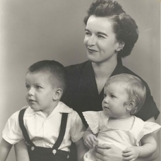 Jean with Neil and Kristi 1953