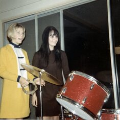 Back in the day I played the the drums. It was common for Jeanne and Eileen to get into the grove while I was playing. Eileen was our baby sitter, they don't make them like that anymore -WoW!