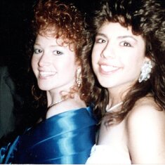 Jeannie and Lisa prom 1989