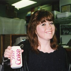 smiling jennie diet coke
