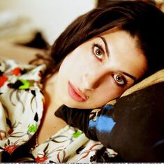 Amy-Winehouse-amy-winehouse-17895676-1024-995
