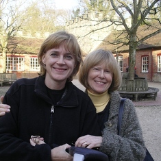 Sharon with Mum in England 2006