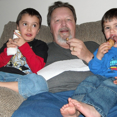 46-Jake Logan and Grandpa watching the Chipmunk movie (1024x641)
