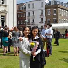 It was an extremely proud day for Jingqi and a testament to her successful upbringing of her daughter. 