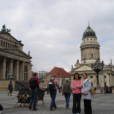 At the Bebelplatz near Humboldt University in Berlin, 2006 德国柏林，洪堡大学附近的广场，2006。