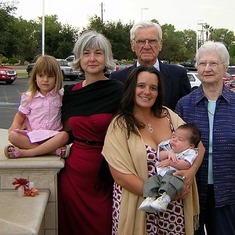 Carley, Joan, Bruno, Lena, Dani & baby Carter. Clovis, CA 2007