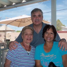 Jim, Mom and Sylvia