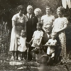 1933 - Back row: Maurine, JA Buchanan, Madge Buchanan, Louise, Nona. Front: Carol, Richard, Bayard, Roger and Troya.