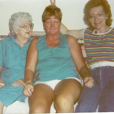 John's Grandma, Mom and Aunt Linda