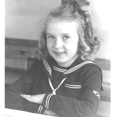 Here I am: 8 years old (:-)  I just learned how to scan pictures.....