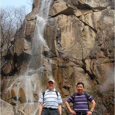 During John's third visiting our lab in 2010, I organised a lab activity,mountain climbing. The mountain is called Panshan, located at Jixian county and at a distance of 150km from our city Tianjin.
