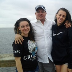 Johnny with his two beautiful daughters Marissa & Nikki