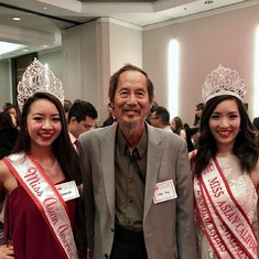 We attended an event sponsored by the Taipei Economic & Cultural Office in San Francisco, where I snapped this photo of John's first run in with the beauty queens, October 2017.