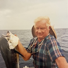 PaPa caught Mahi-mahi(Dolphin), Florida.