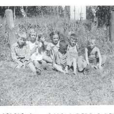Leonard children with Donahay cousins-John on right