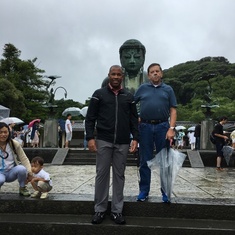 Jon and Kertreck on a rainy day at Kotoku-in Temple in Kamakura, Japan on August 16, 2017