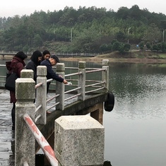 Dad led us on a journey to Mom’s birthplace to scatter her ashes in her birthtown in China.