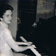 Joyce at piano 1959