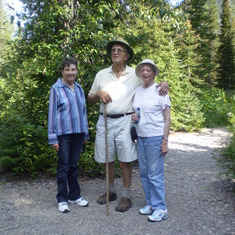 Aug 2009 Joyce Knud & Kathy Grosen at Glacier Park