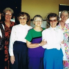 July 1993 Class of 1943 plus Marie & Joyce, Doris Gilcrist then June on left, Karen Mullineaux between Marie & Joyce