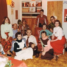 1975 Family at Andersen-Hovland Ranch