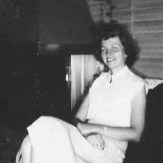 Oct 1958 Joyce at home