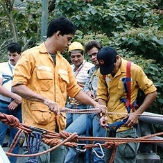 1990-Training people at Grupo de Rescate Venezuela (1)