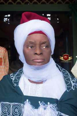 JUBRIL OLADEJO OYENEYIN