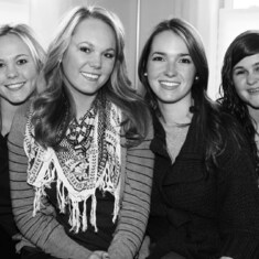 4 daughters- taken December 2010. Alexa 20,Erin 22, Jenna 25, Erika 14