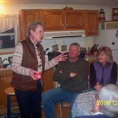Grandma, with Daryn and Kim.....