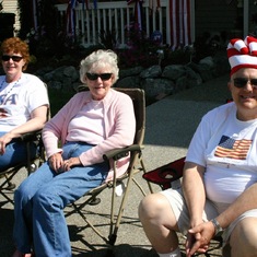 Karen, Rosie & Bill in WA for the 4th of July at Jason & Michele's 2005.