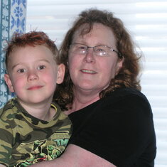 2007; Tyler trying out red hair like Grammy