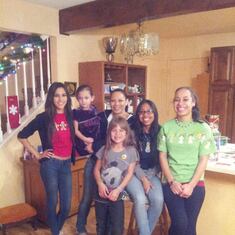 Karissa and her mom, sisters and cousin
